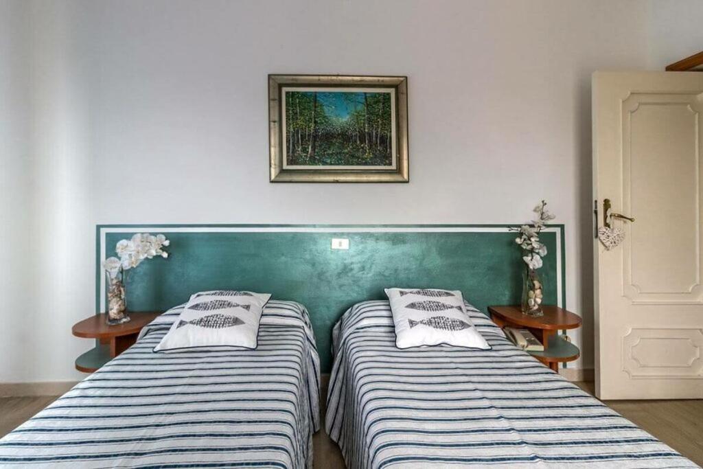 Hotel Corallo Джулианова Экстерьер фото