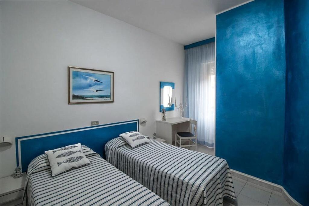Hotel Corallo Джулианова Экстерьер фото